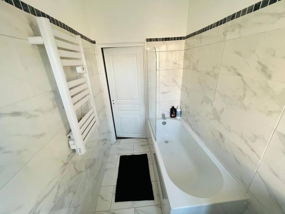 Duplex 100m2, 3 Chambres, Centre Apartment *